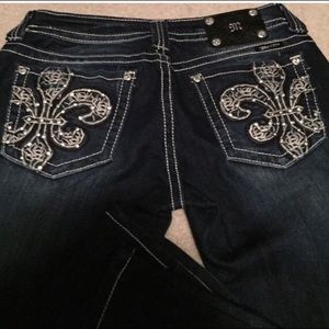 Beautiful miss me Jeans!