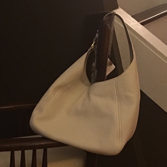 ❌❌ no longer available ❌❌Michael Kors purse❌❌ - Picture 2 of 3