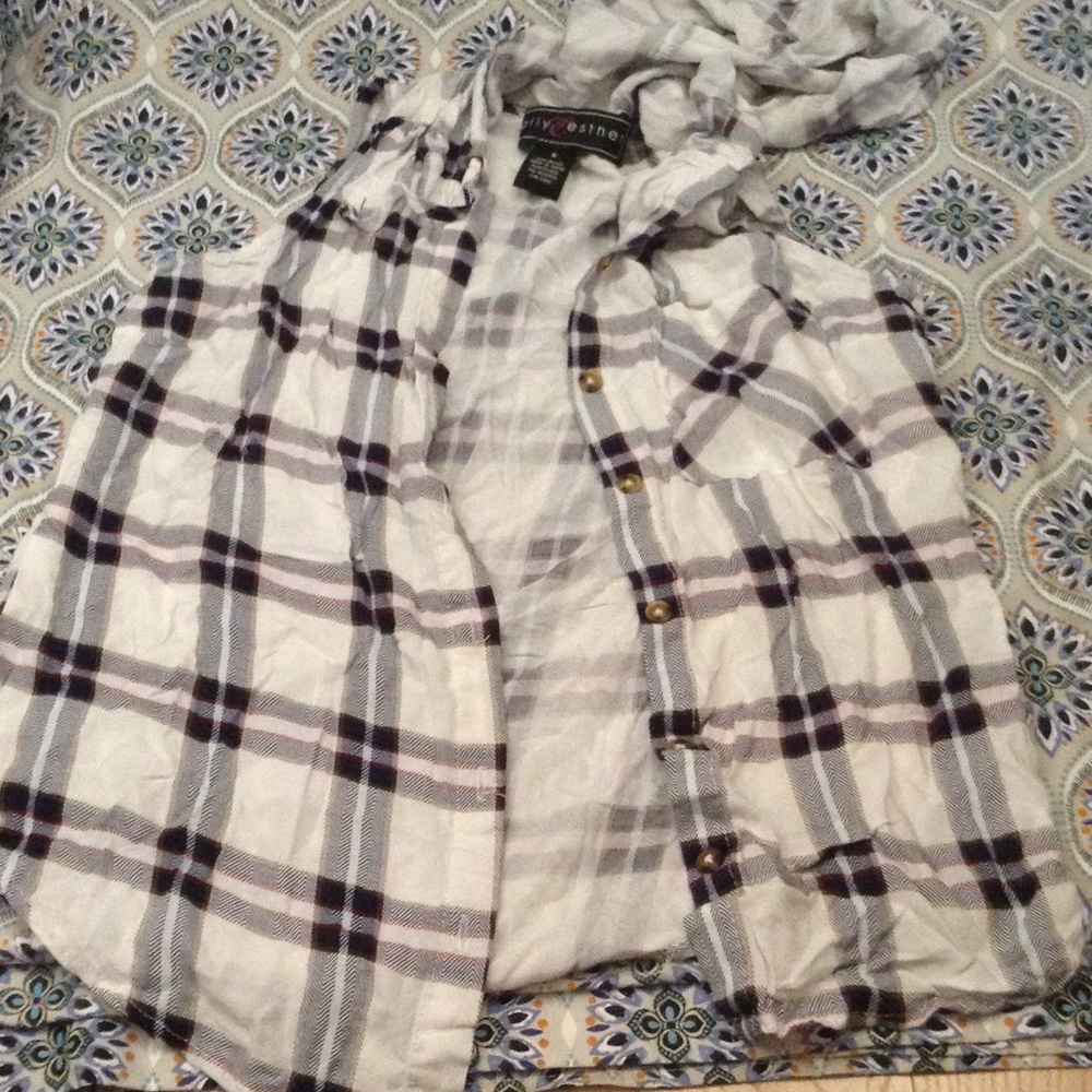 Free if bundled Sleeveless flannel shirt with hood
