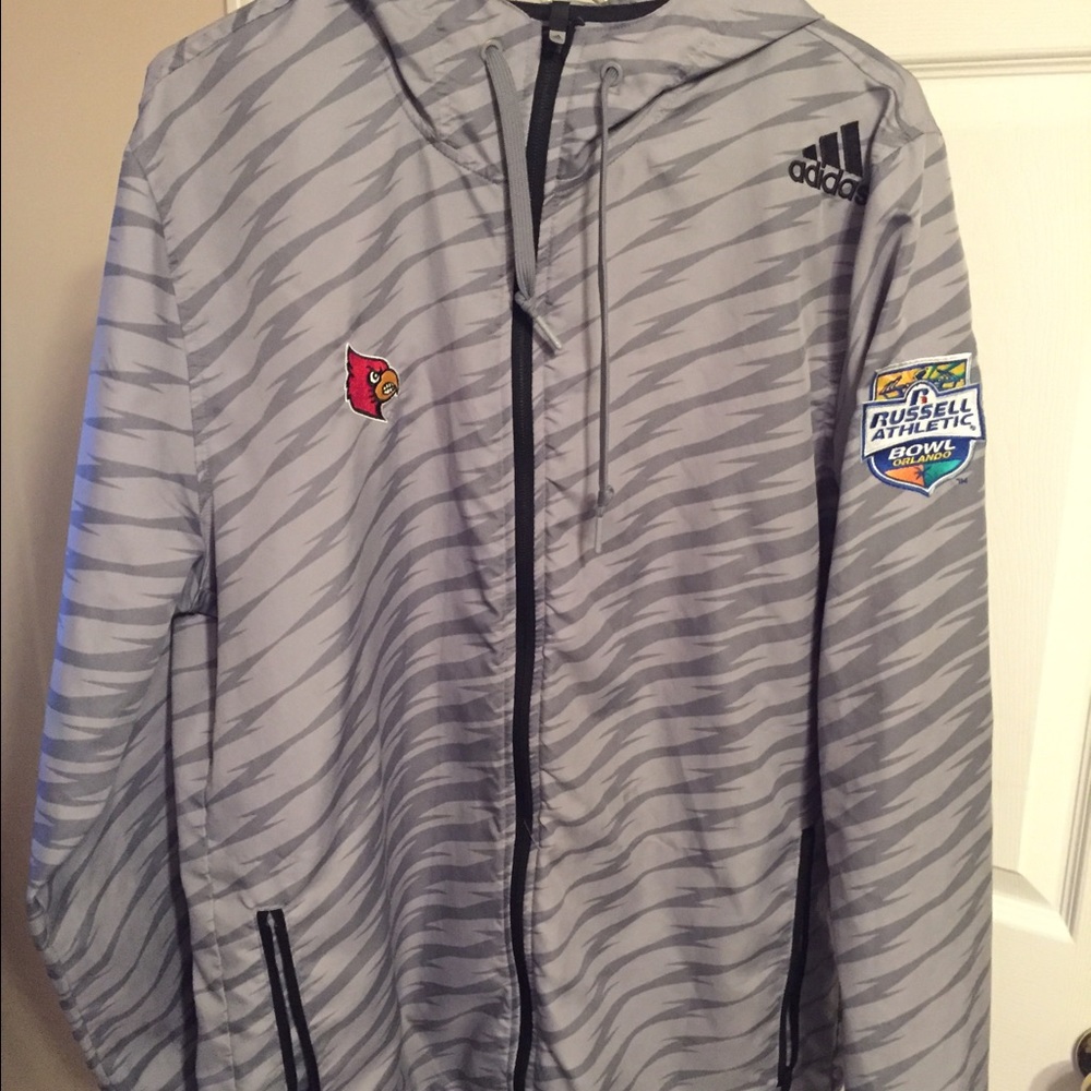 Nice adidas Louisville cardinals jacket size large