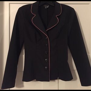 💗Adorable slimming black blazer with pink piping