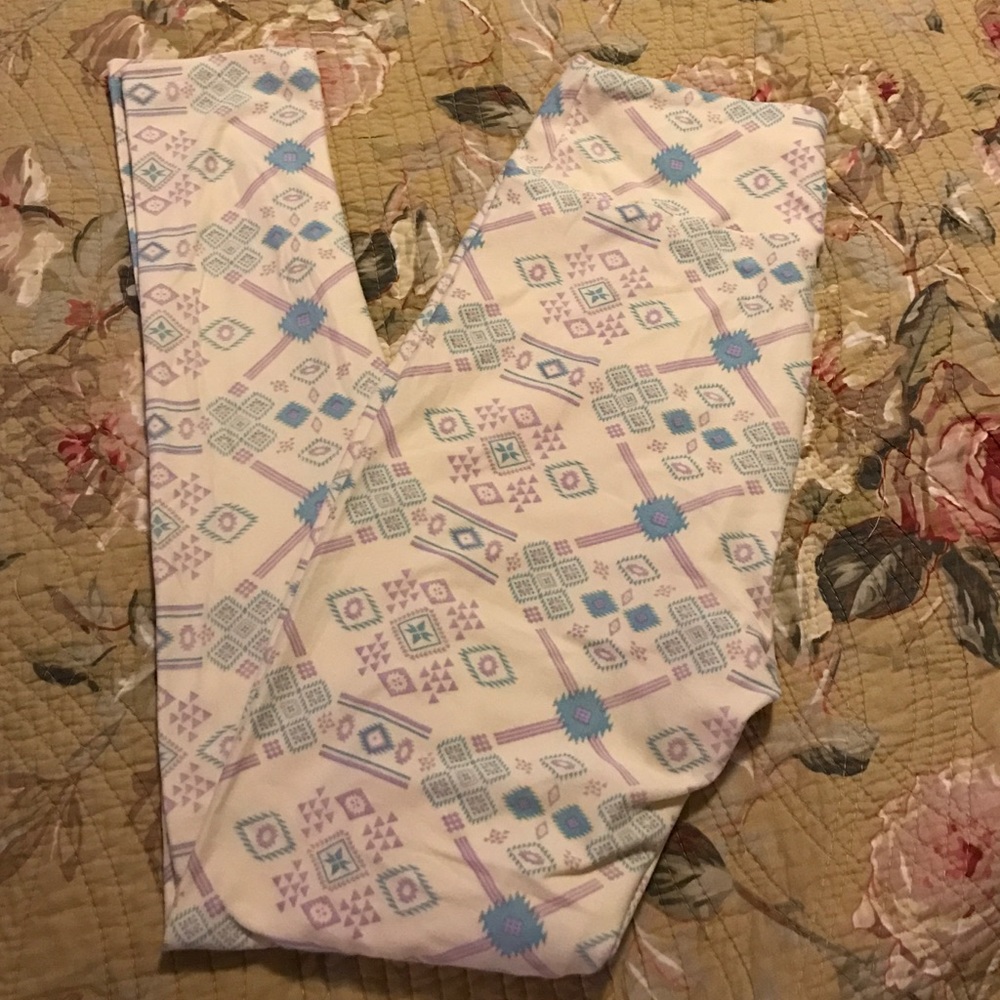 LulaRoe Leggings