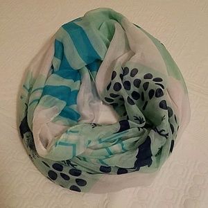 Infinity scarf