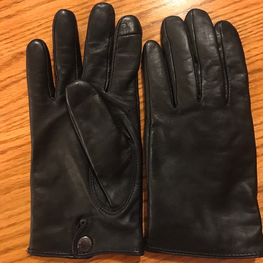 Banana Republic Genuine Leather Tech Gloves