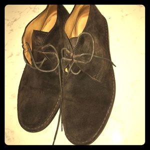 Brooks Brothers brown Suede Chukka Boots