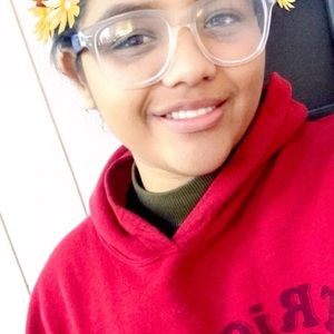 Meet your Posher, Evelyn