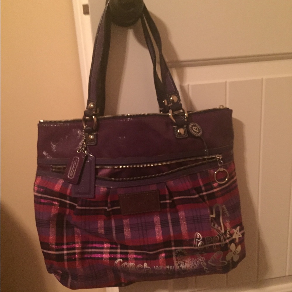 Coach XLarge Handbag in excellent condition