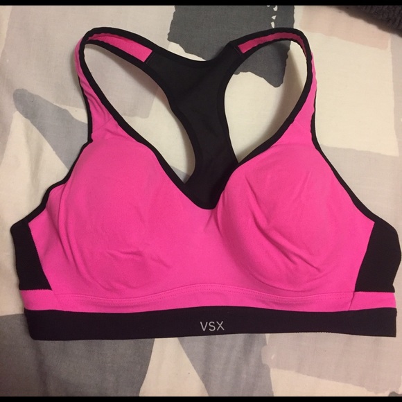 VS Sports Bra - Picture 1 of 3