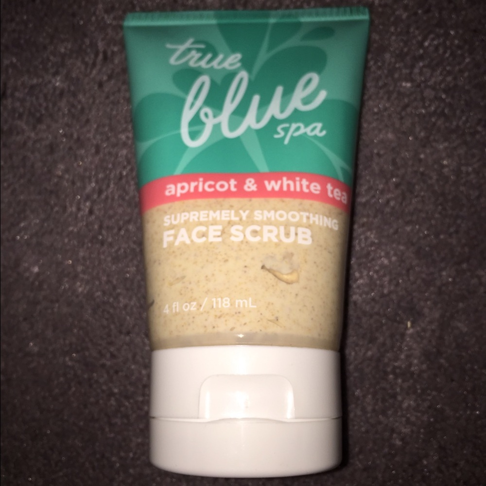 True Blue Spa Apricot and White Tea Face Scrub