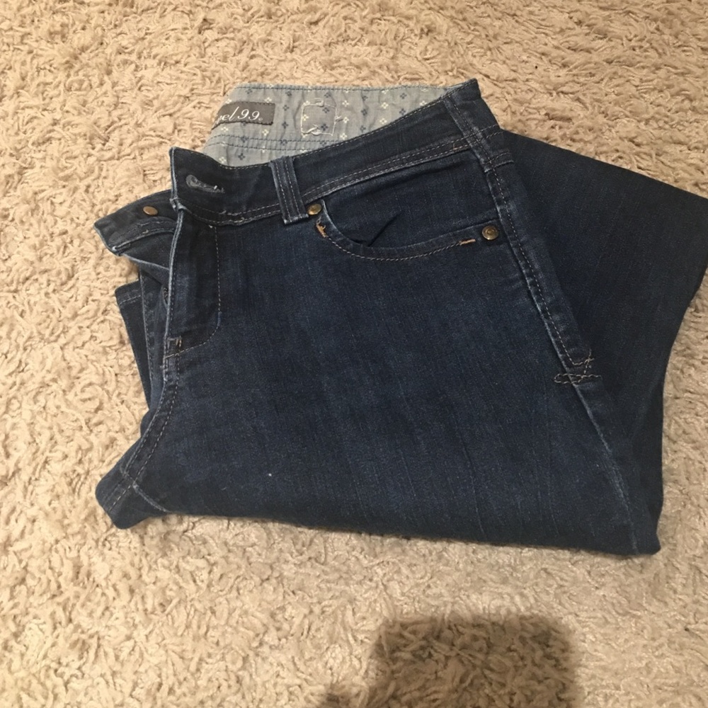 Level 99 jeans size 27