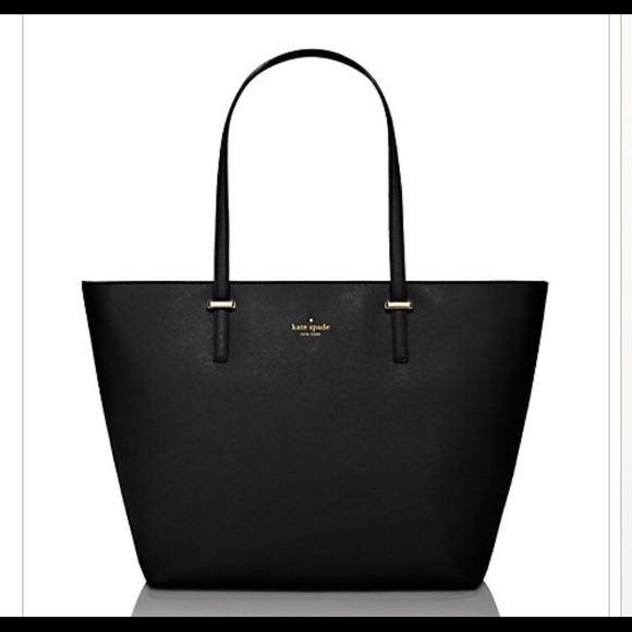 kate spade Handbags - Kate Spade Tote!