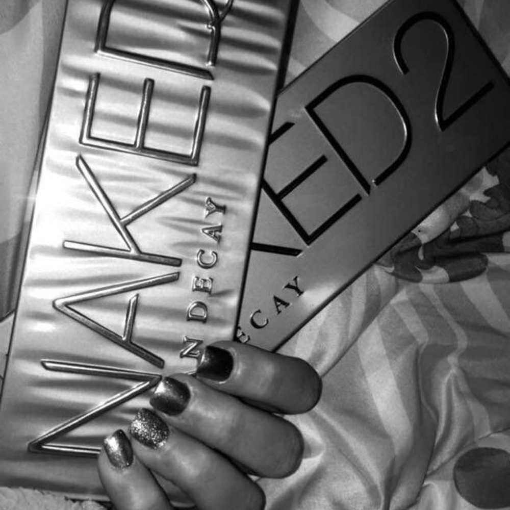 Naked palletes