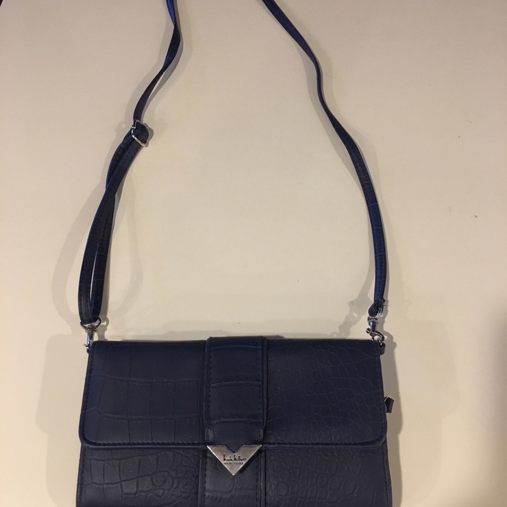 Nicole Miller cross body in navy