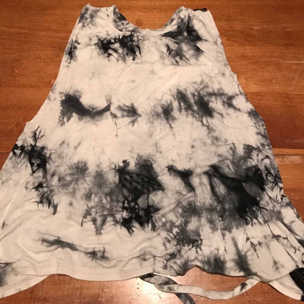 Tie dye tank top which laces in back