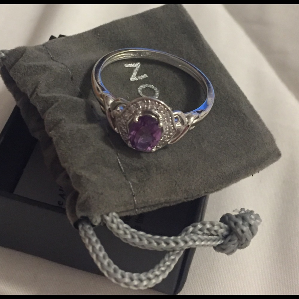 1ct Amethyst ring