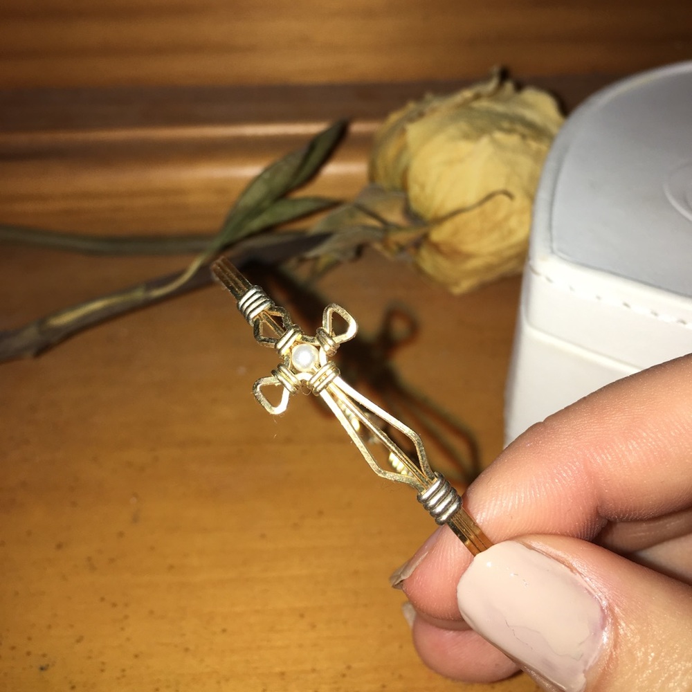 Ronaldo bracelet "Jesus loves me"