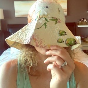 Salvatore Ferragamo hat