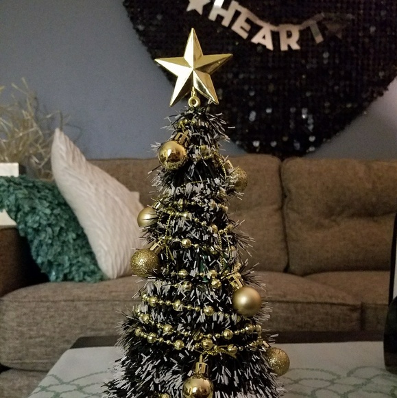 Meet your Posher, Sarah - Picture 3 of 3