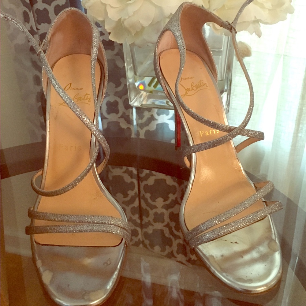 Christian Louboutin Gwynitta silver heels 38