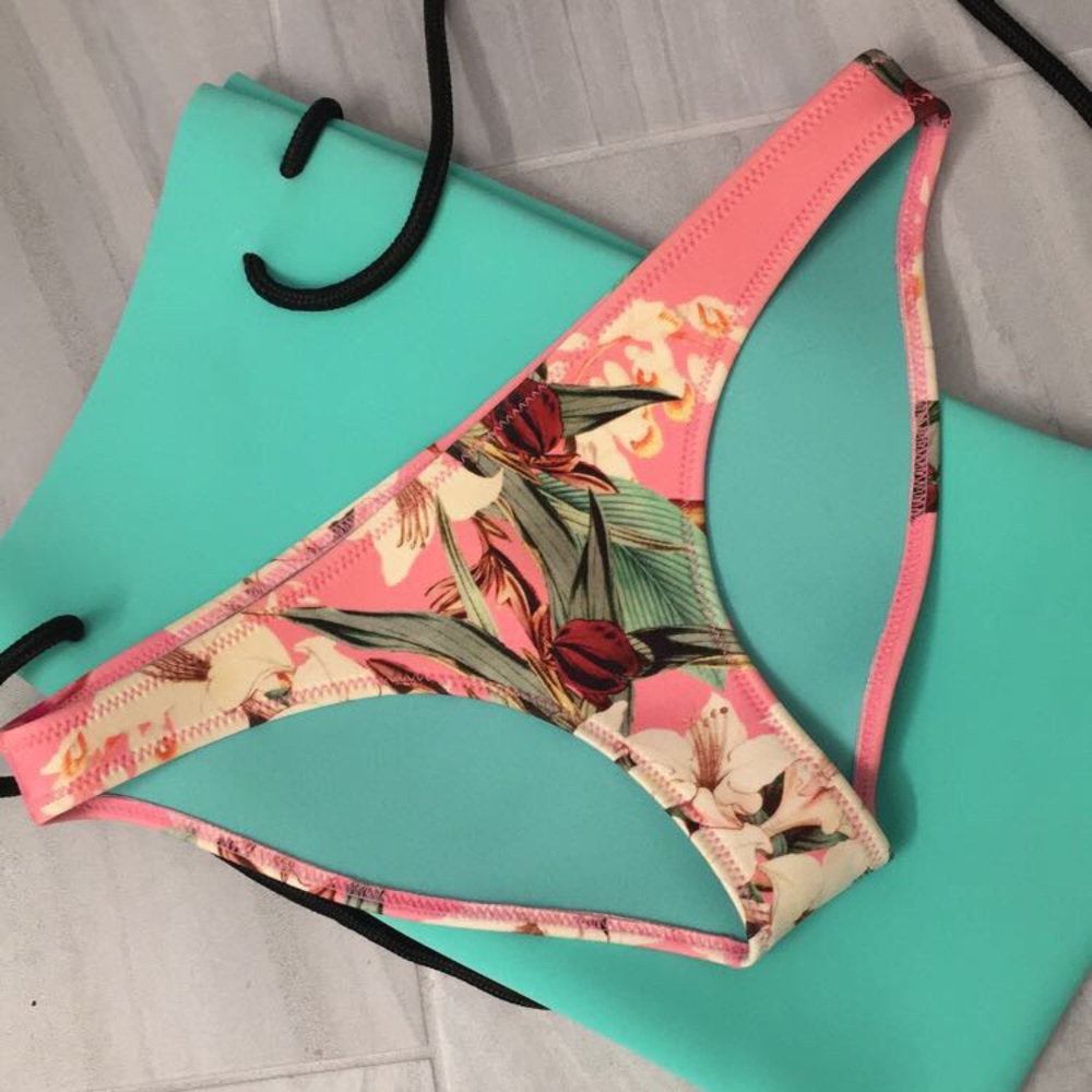 triangl swim bottoms