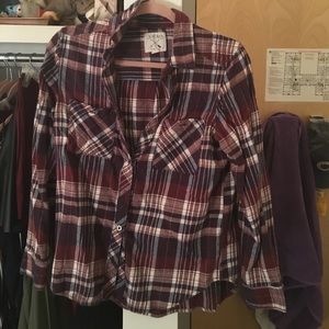 Flannel!‼️DISCOUNTED SHIPPING‼️