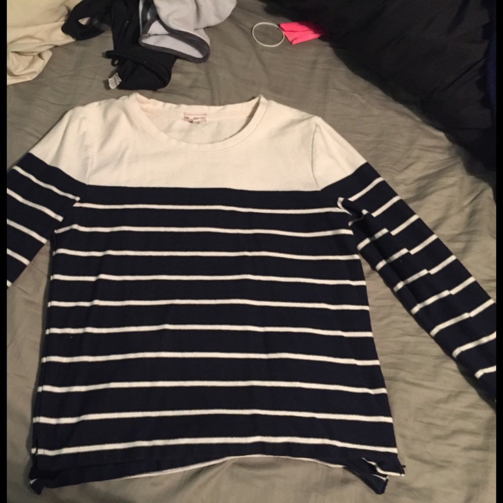 Long sleeve x-small gap top