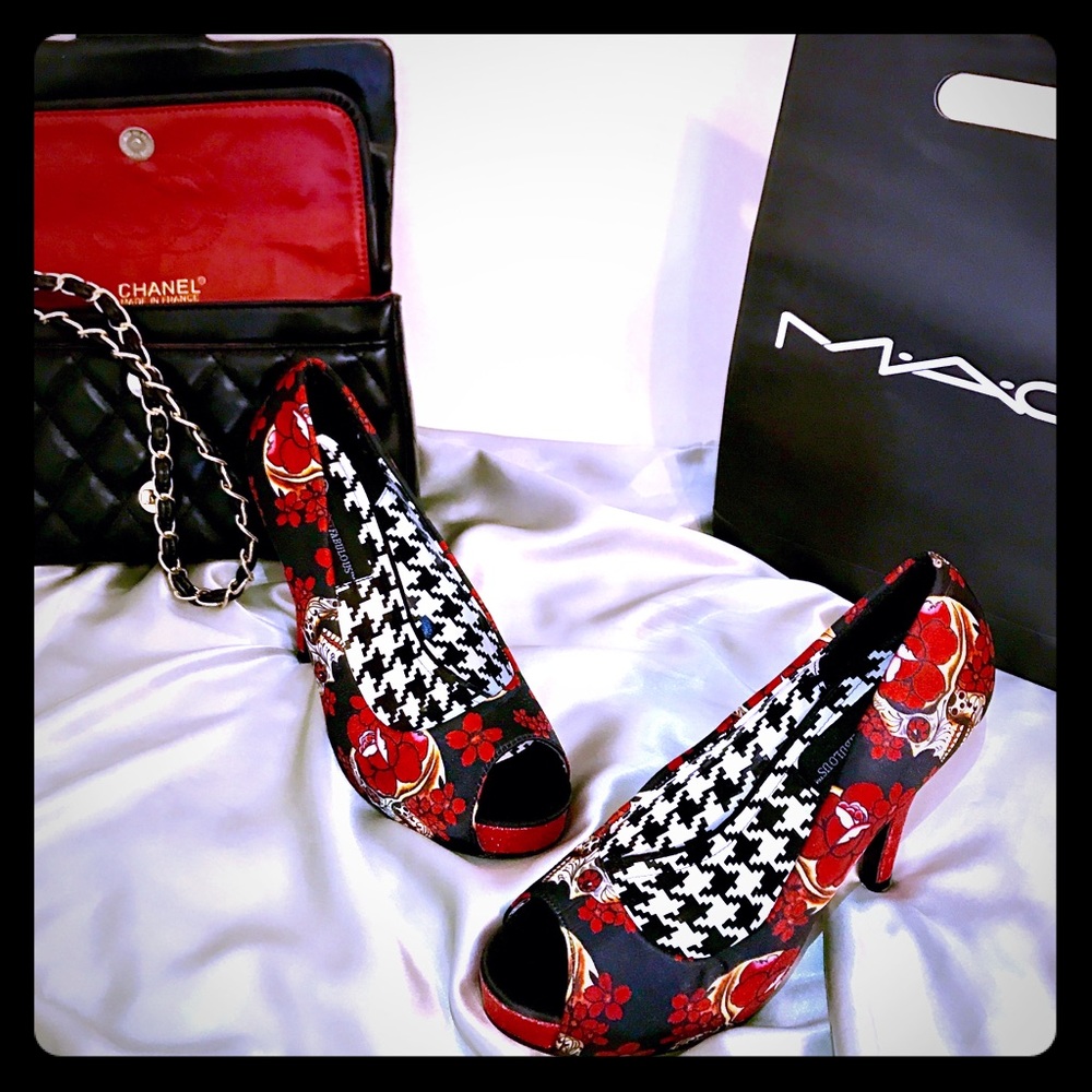 ✨♠️Punk BadAss Pumps♠️✨