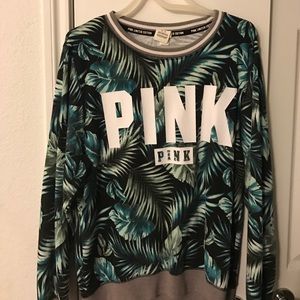 Long sleeve VS limited edition sweater