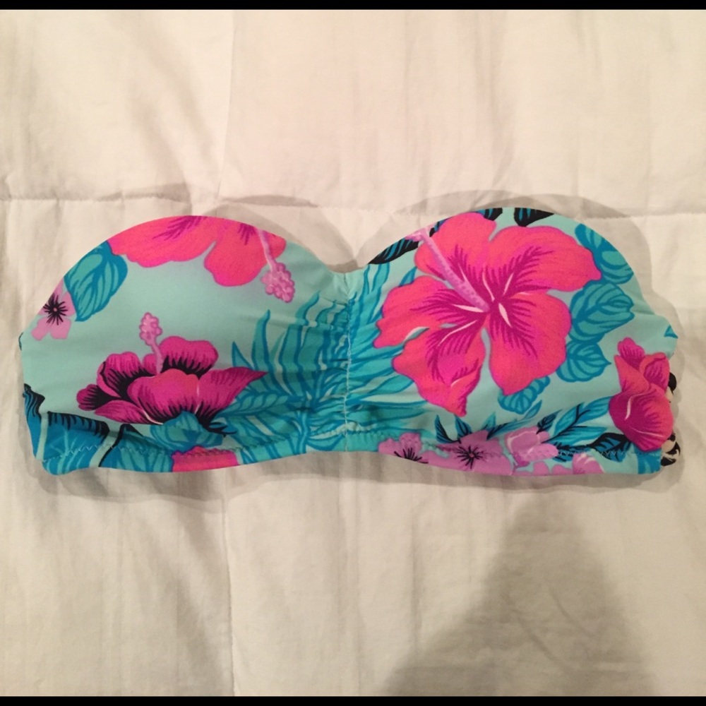 Strapless Swimsuit Top