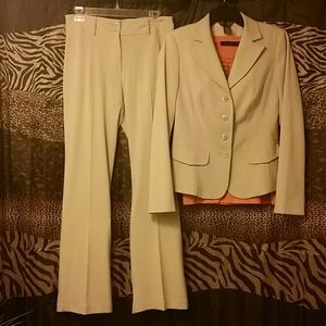 Van Heusen Pants Suit NWOT