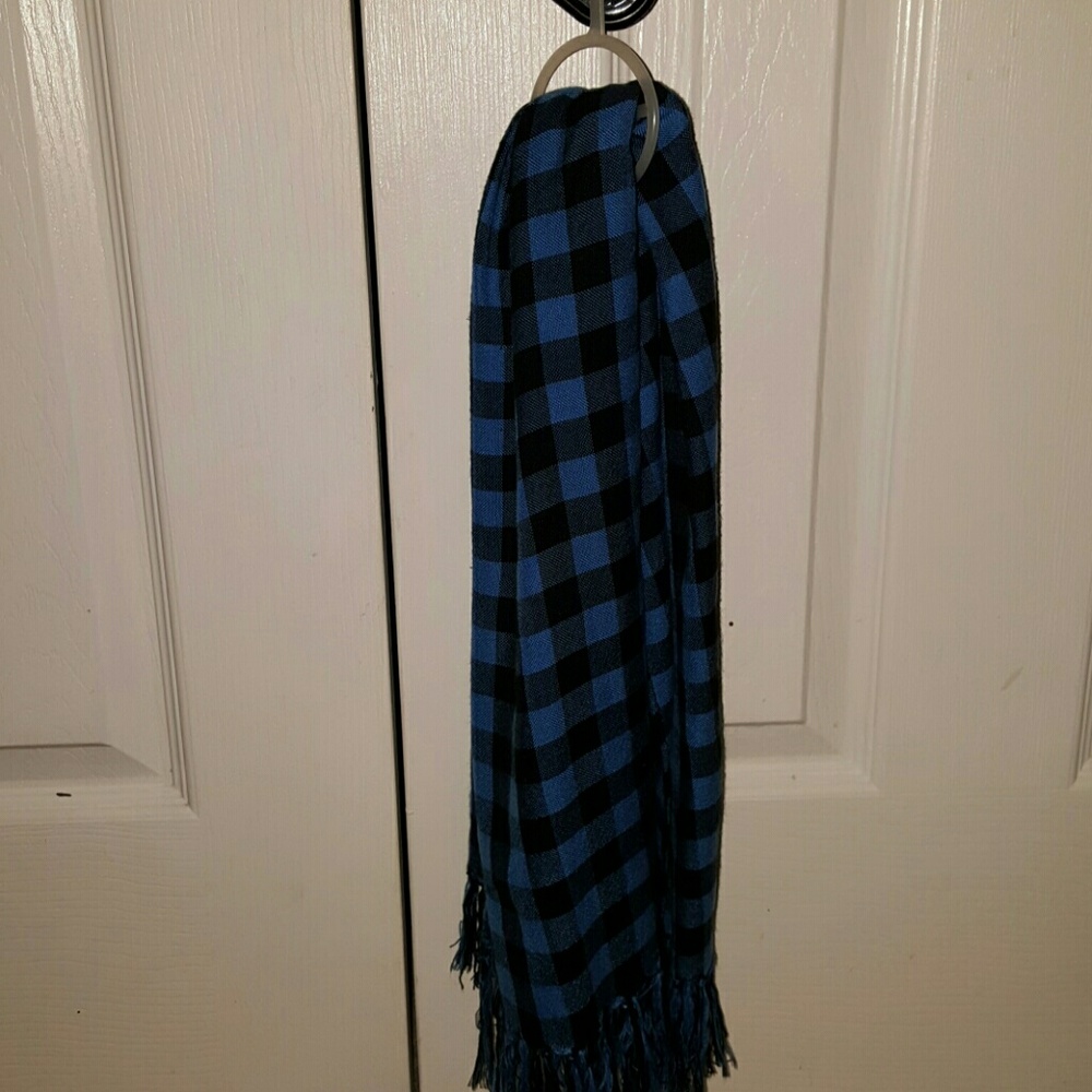 Early 2000s GOTH PRINCESS checkered square scarf