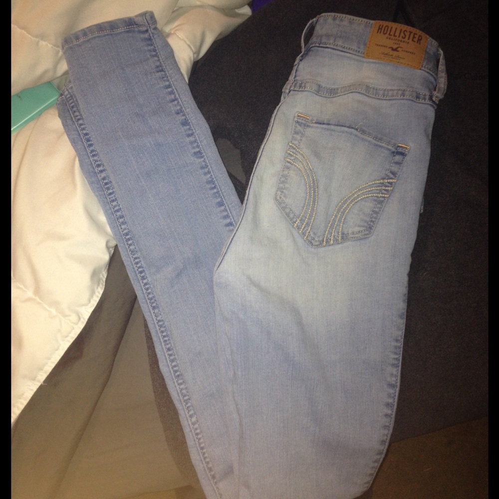 Hollister skinny jeans