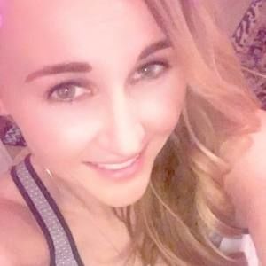 Meet your Posher, Sidnie