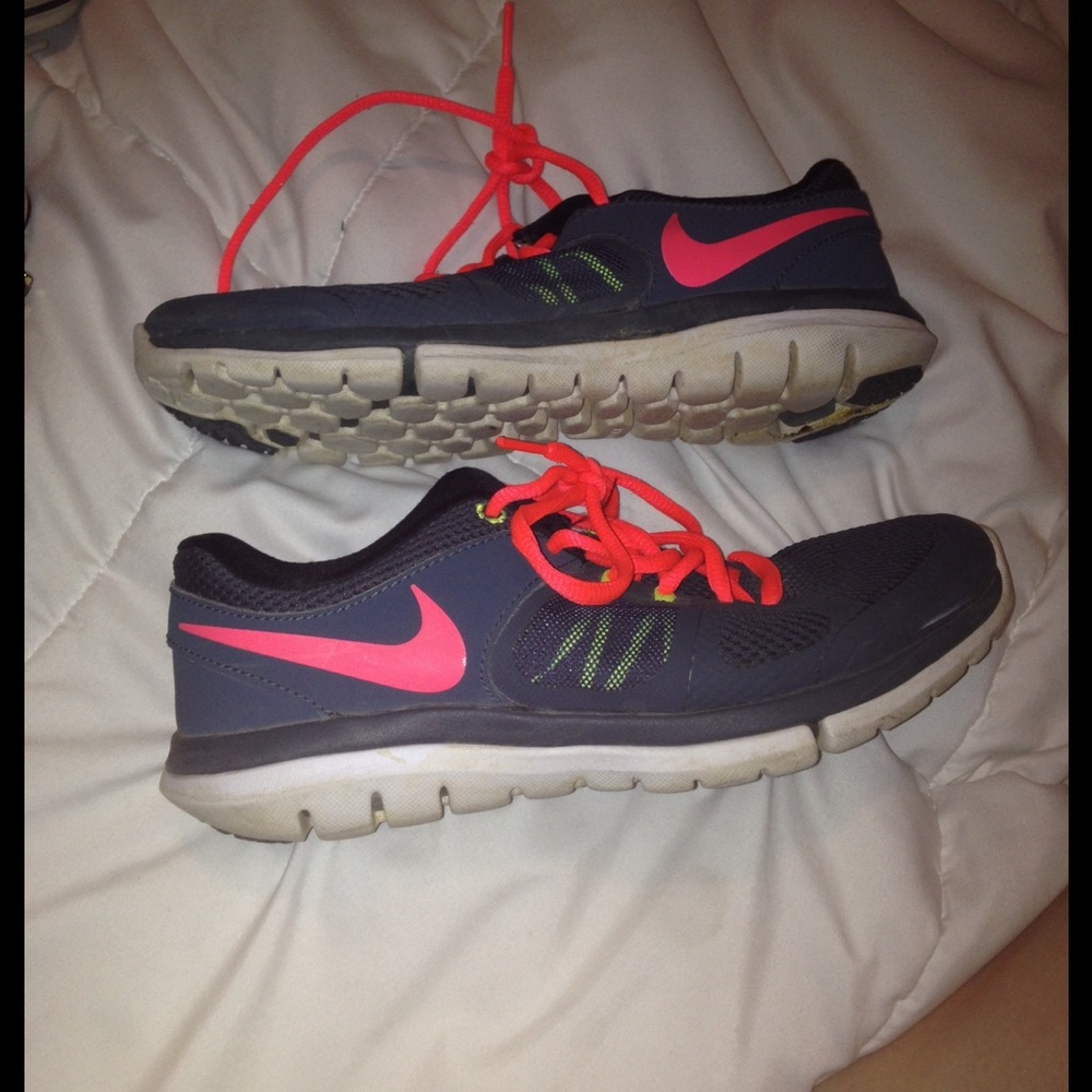 Nike flex 2014 Run women's tennis shoes