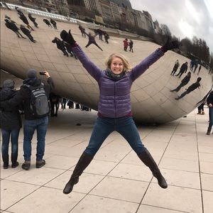 Meet your Posher, Laura