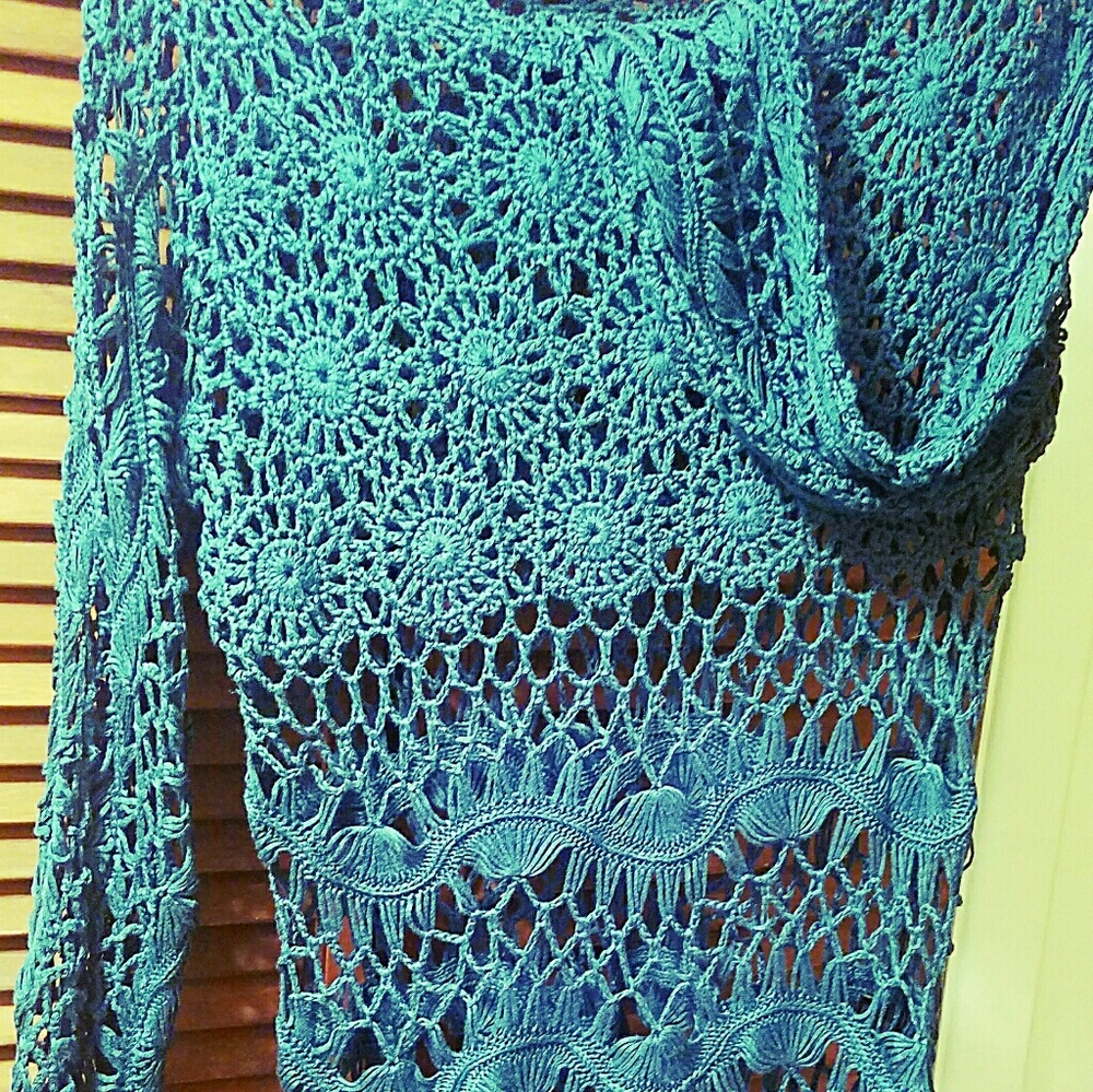 Beautiful Crocheted blouse!!! - Picture 4 of 4