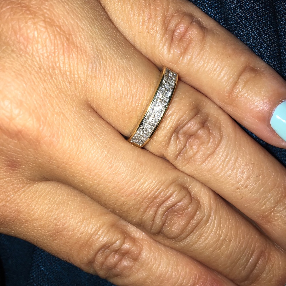 **SOLD** 14k gold diamond ring