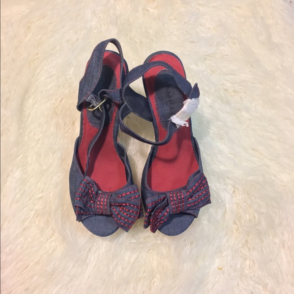 Rampage Floral Heel - Picture 1 of 4