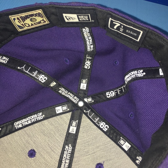 NWOT NEW ERA Lakers Hat with LA belt buckle."FAN" - Picture 3 of 3