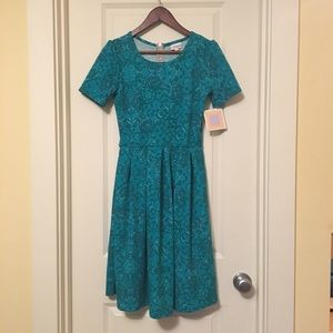 NWT LuLaRoe Amelia dress
