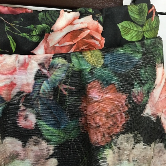 🔥🌹😍 Rose layered skater skirt - Picture 4 of 8