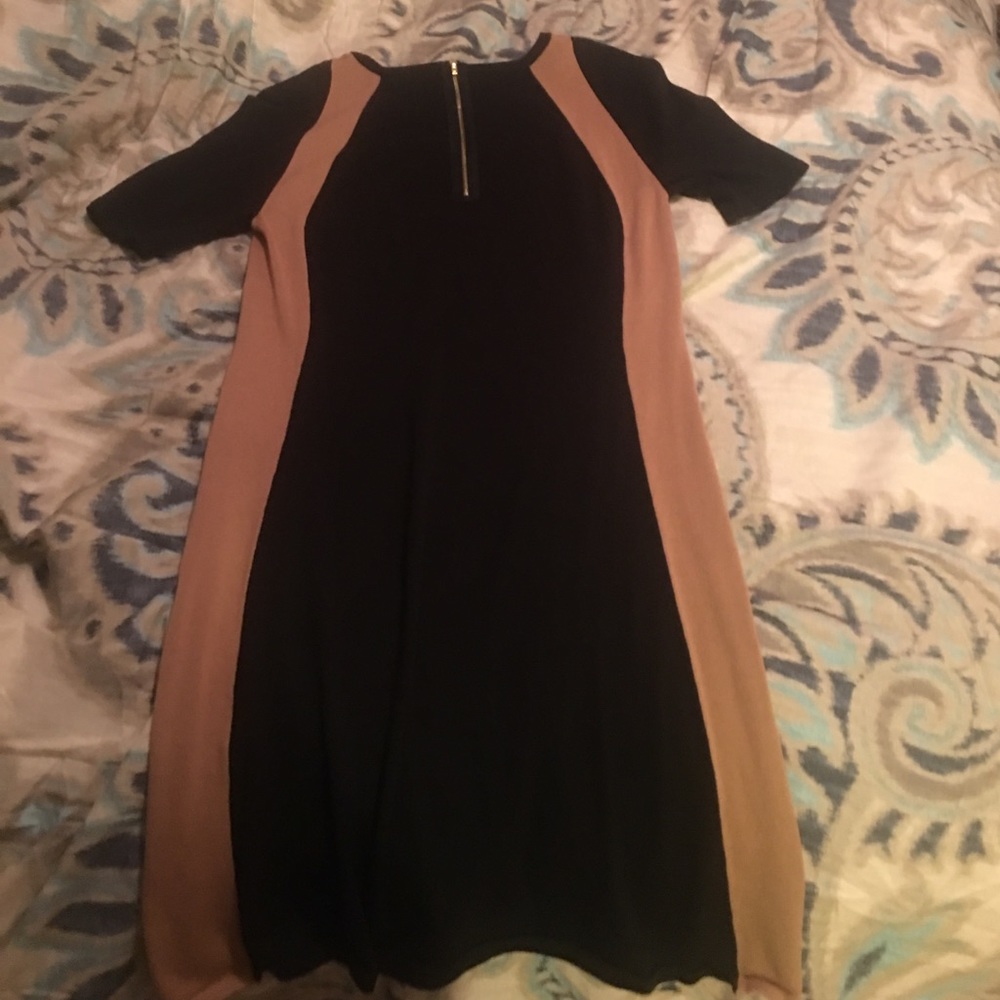 Dress - Picture 2 of 4