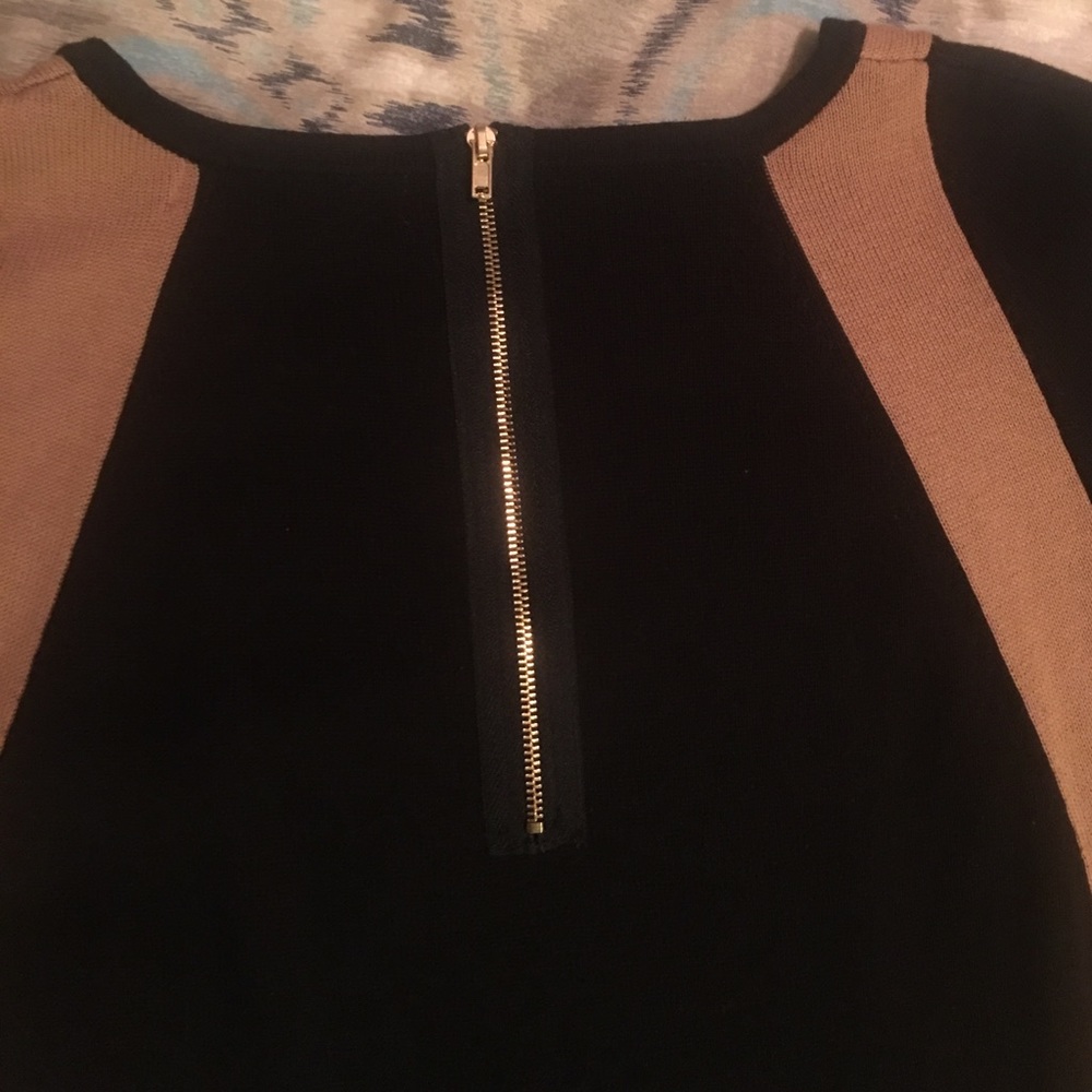 Dress - Picture 4 of 4