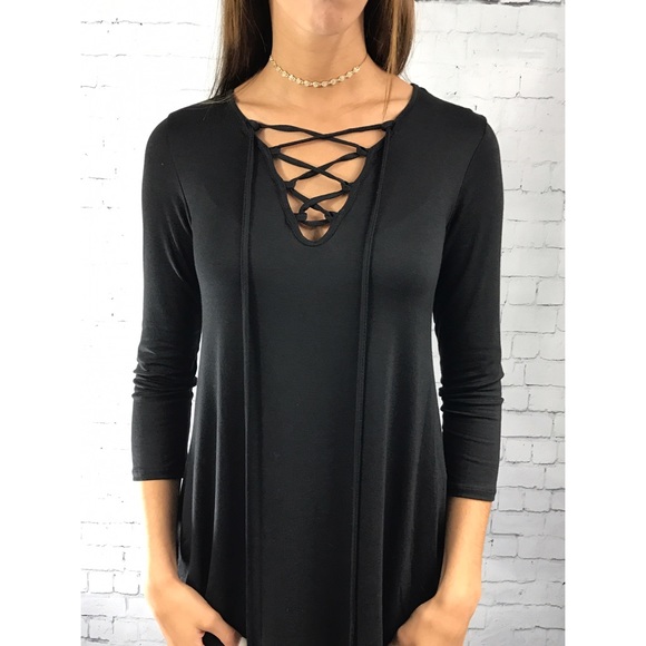 Eva Lace Up Top - Picture 4 of 5