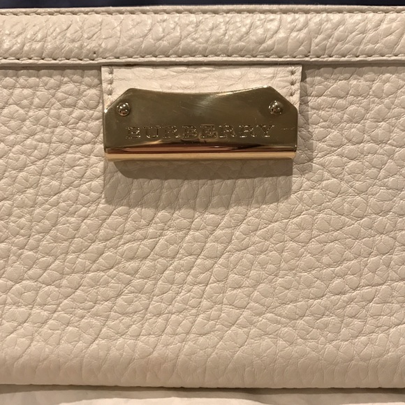 Burberry wallet NWT - Picture 2 of 6