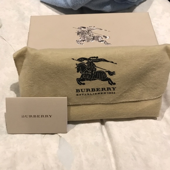 Burberry wallet NWT - Picture 5 of 6