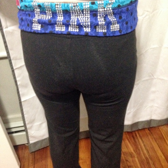 SOLD NWT Pink VS Boot Cut Yoga Pants - Picture 6 of 7