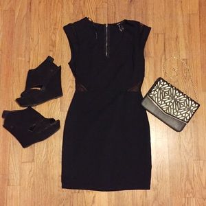FOREVER 21 PERFECT LBD SIZE M - NEVER WORN