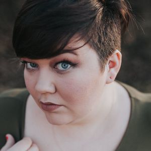 Meet your Posher, Elissa