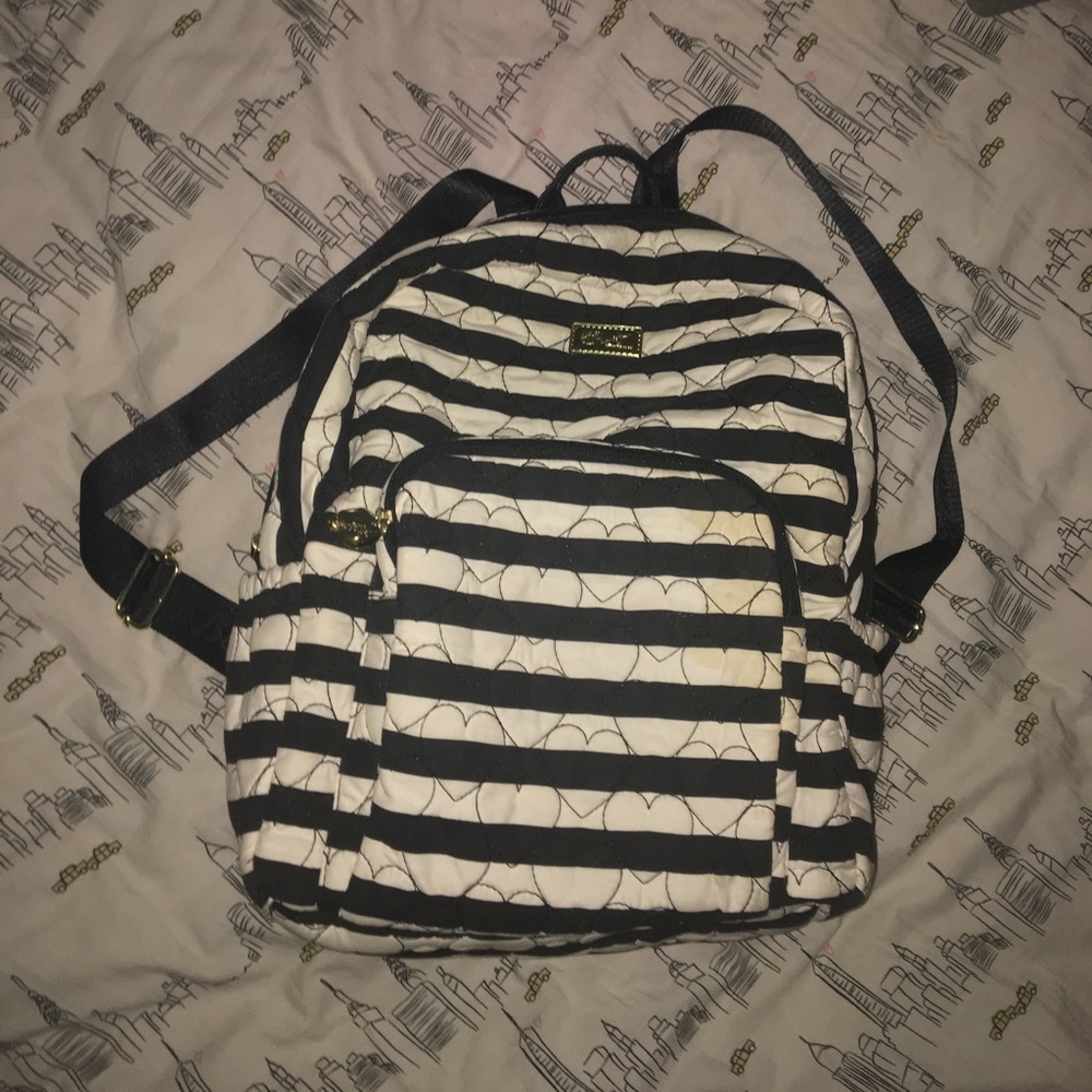 ✨💖 Betsey Johnson backpack 💖✨